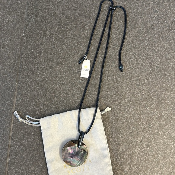 NWT Kendra Scott Necklace - Picture 4 of 5